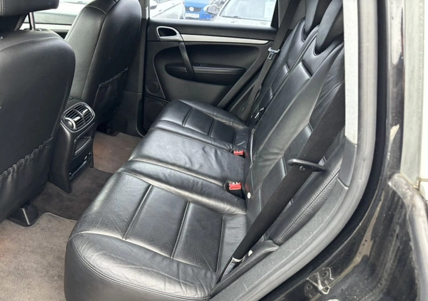 Porsche Cayenne cena 41000 przebieg: 177000, rok produkcji 2005 z Grodków małe 631